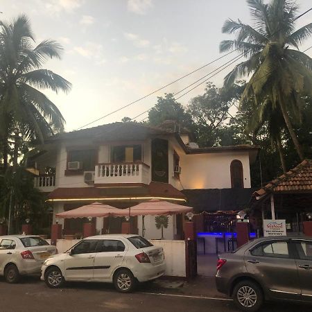 Big Daddy'S Inn Candolim Exteriér fotografie