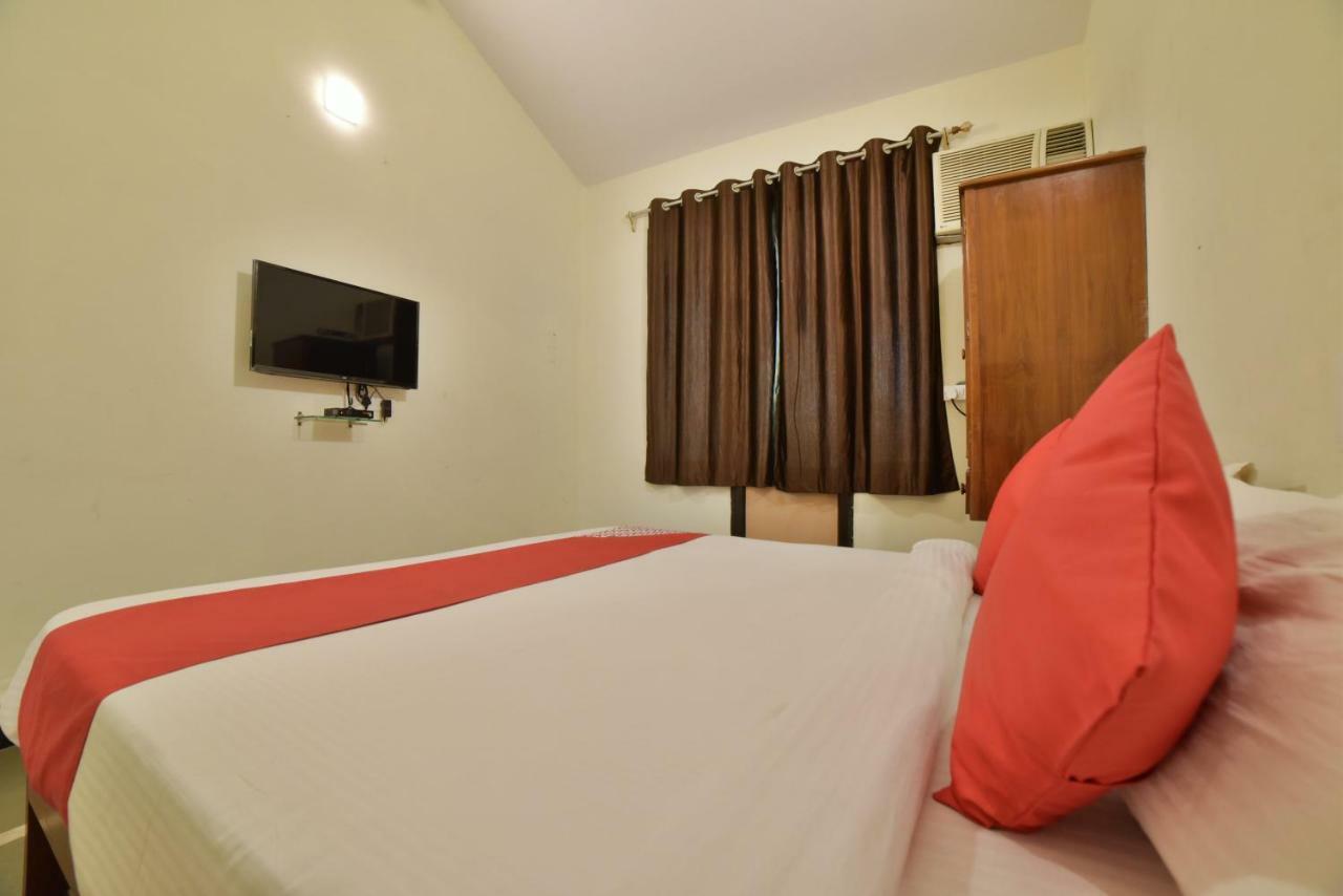 Big Daddy'S Inn Candolim Exteriér fotografie